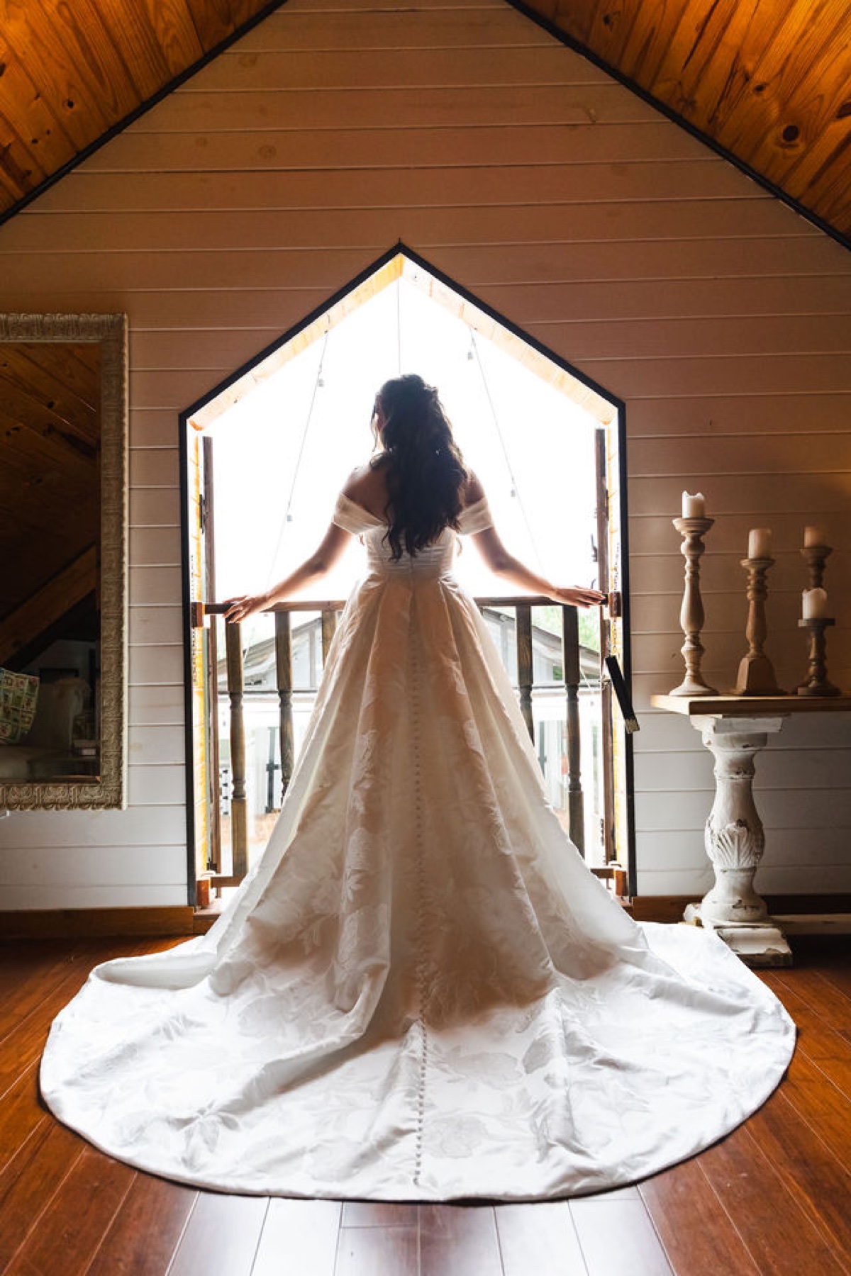 Leah & Jose's wedding story, photograph 11